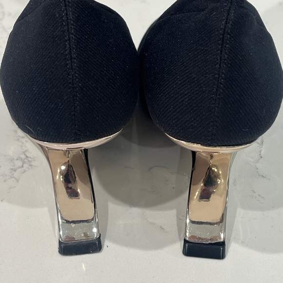 Alexander McQueen 75mm Arc Sock Ankle Boots In Black - Picture 8 of 12